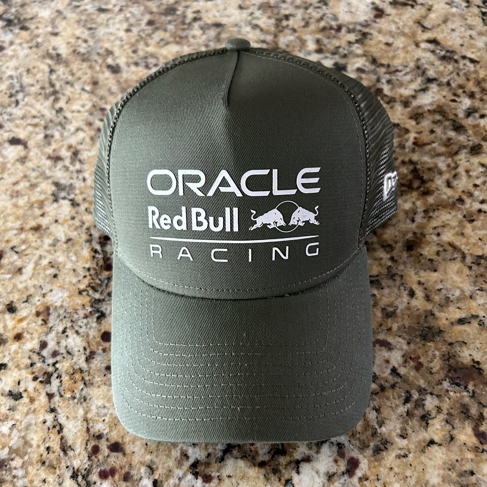 Oracle Red Bull Racing F1 Formula 1 Max Verstappen Sergio Perez